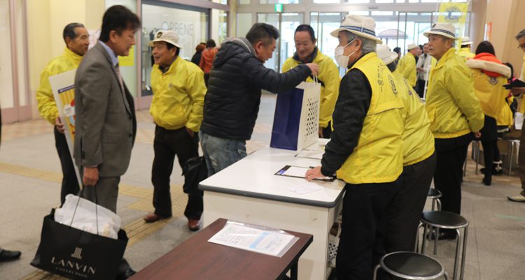 食を通じた奉仕活動 “フードドライブ”に初挑戦