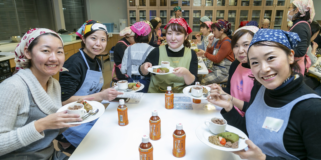 食を通じて献血を推進する 献血女子会クッキング