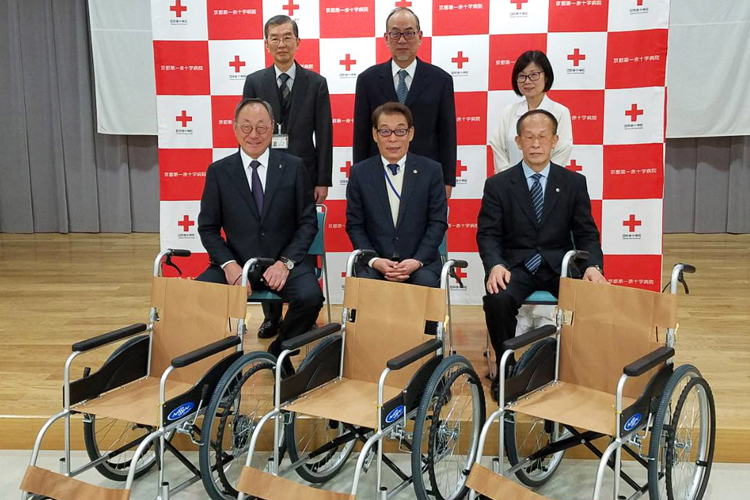 京都第一赤十字病院と洛東園への継続奉仕
