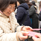 鷽替え神事を軸にした祭で 地域ににぎわいを