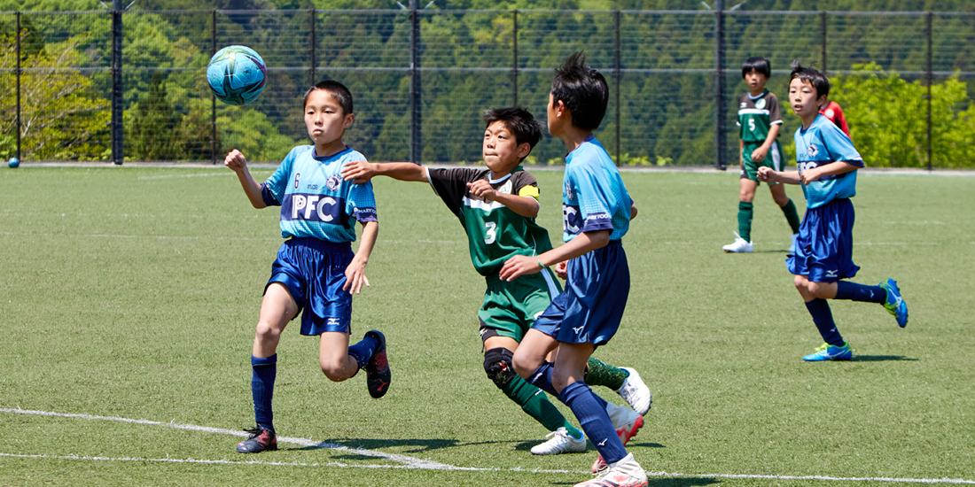 サッカーとパラスポーツで相手を理解する心を育む