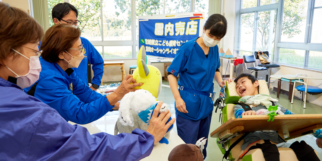 施設で暮らす子どもたちに楽しいお買い物体験を