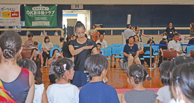 日本代表選手が指導する新体操体験会