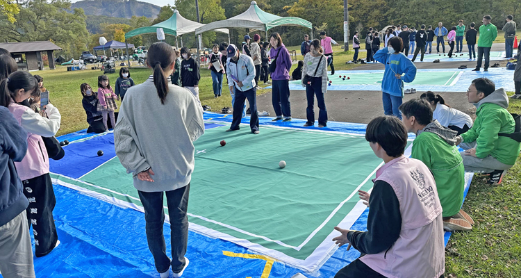 レオと養護施設児童の合同キャンプ